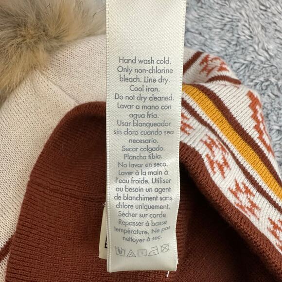 Frye and Co Pom Beanie Nordic Fair Isle Brown Orange Cream Winter Hat - Picture 7 of 7